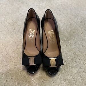 Salvatore Ferragamo Vera Bow Peep Toe Heels, Patent Leather, Black, size 5.5